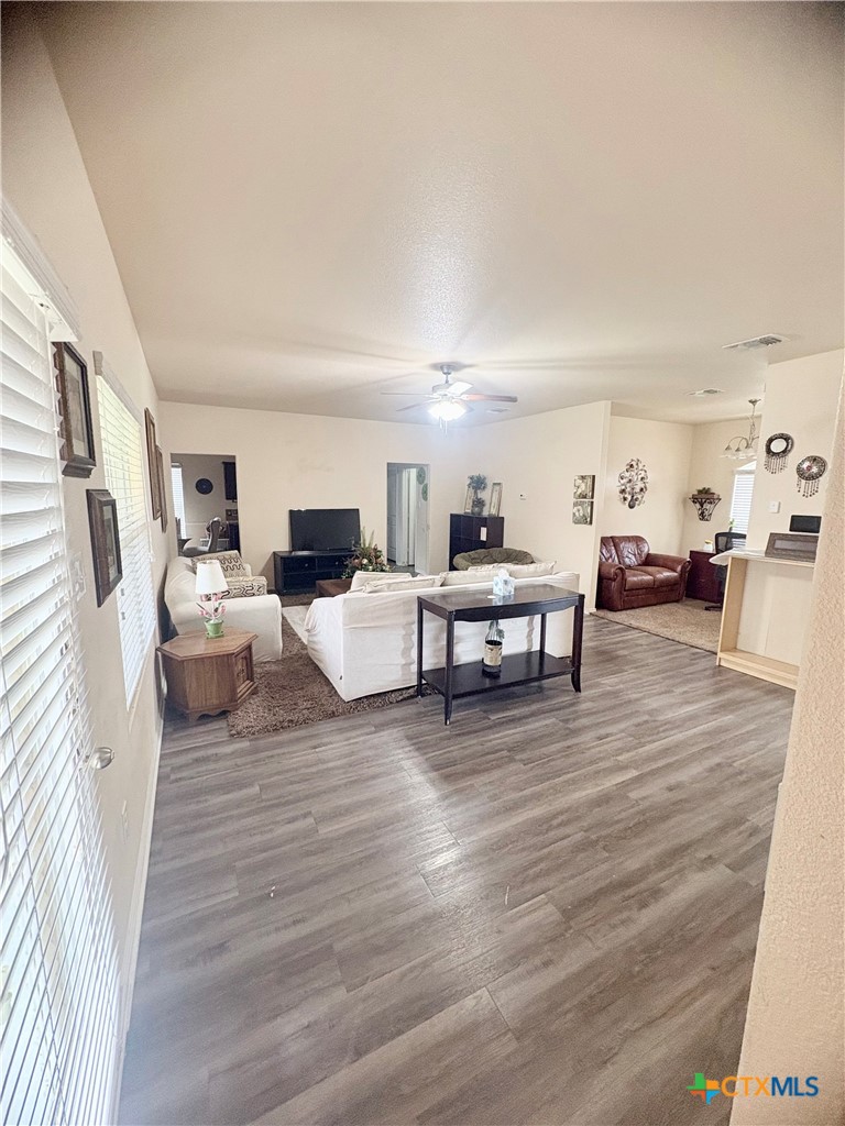 1035 Hamilton Lane Belton, TX 76513 - Photo 10 of 18