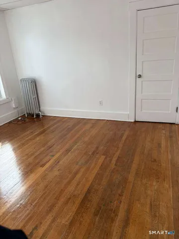 $1,700 | 1821 East Main Street, Unit 2, Waterbury, CT 06705