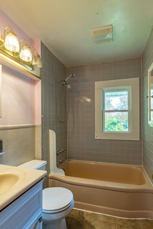 30 Baker Hill Road Northampton, MA 01062 - Photo 15 of 23 Gallery Image 15