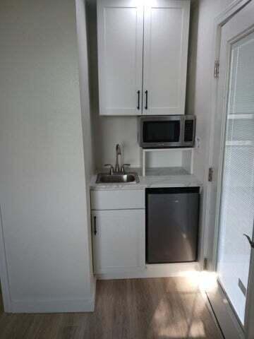2838 Bay Grove Road Freeport, FL 32439 - Photo 48 of 52 kitchenette