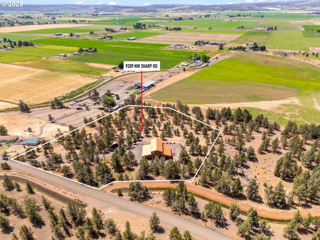 $915,000 | 9209 North Sharp Road, Prineville, OR 97754