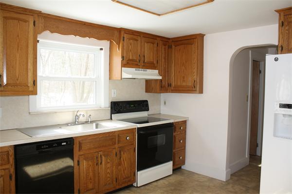 92 Rice Avenue Rockland, MA 02370 - Photo 4 of 22 Gallery Image 4