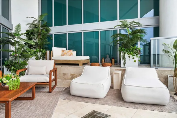 $18,500 | 101 20th Street, Unit THB 1505, Miami Beach, FL 33139