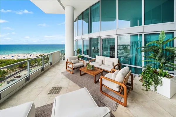 $18,500 | 101 20th Street, Unit THB 1505, Miami Beach, FL 33139