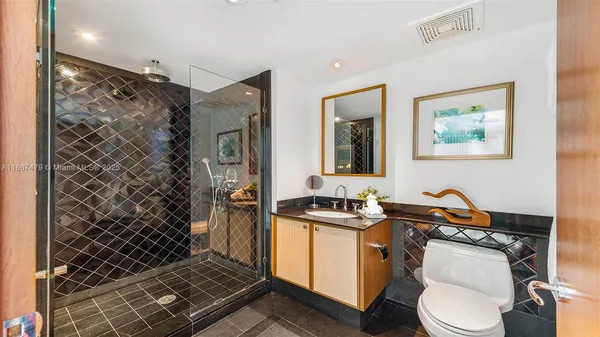 $18,500 | 101 20th Street, Unit THB 1505, Miami Beach, FL 33139