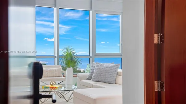 $18,500 | 101 20th Street, Unit THB 1505, Miami Beach, FL 33139