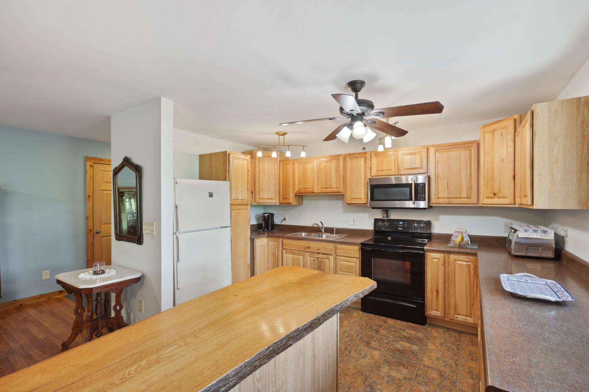 18040 Johnson Road Southeast Heath, OH 43056 - Photo 14 of 51 17-web-or-mls-0V3A8203