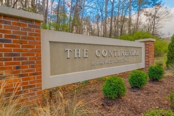 $450,000 | 1414 Continental Drive, Unit 1201, Chattanooga, TN 37405