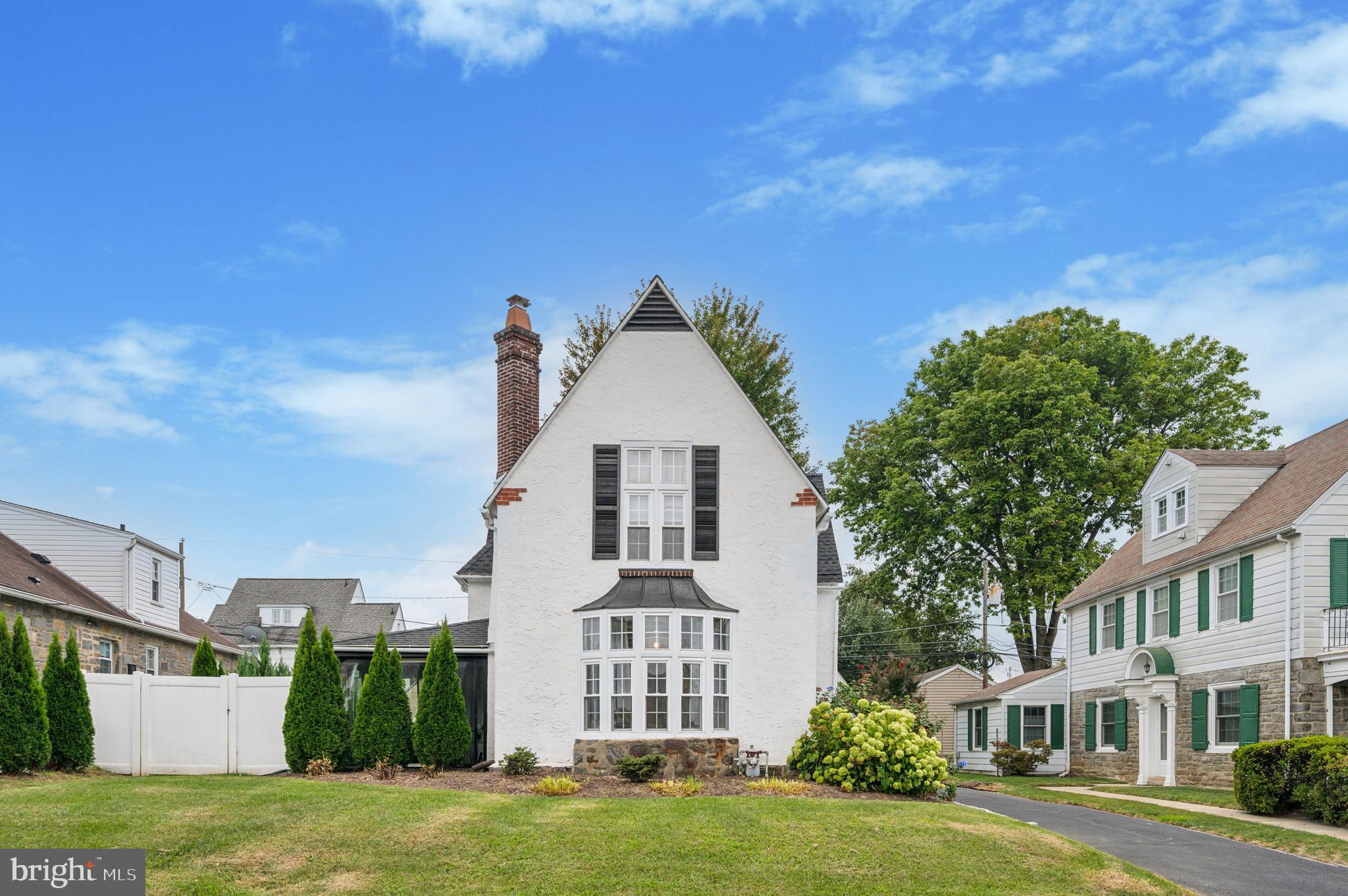 504 Gainsboro Road Drexel Hill, PA 19026 - Photo 2 of 24