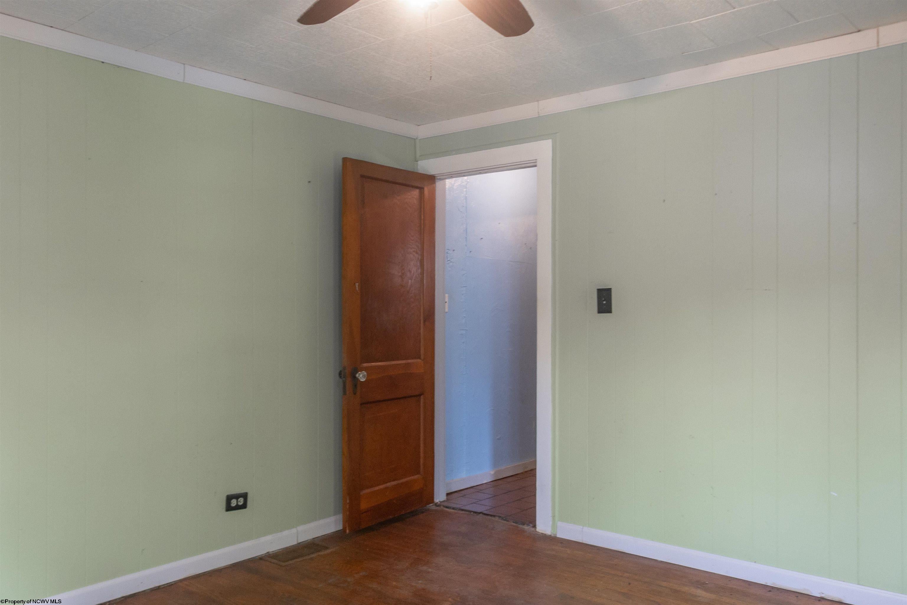 5359 Fairmont Road Rivesville, WV 26588 - Photo 20 of 39 Gallery Image 20