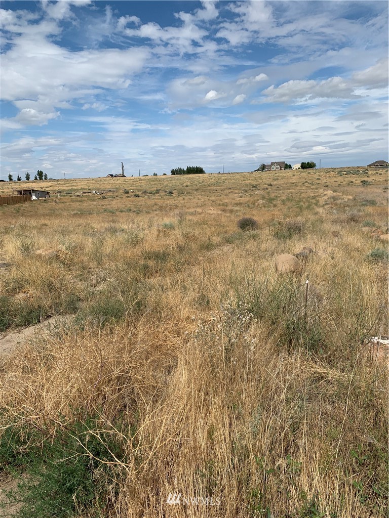 7311 Stonecrest Road Northeast Moses Lake, WA 98837 - Photo 12 of 13 Gallery Image 12