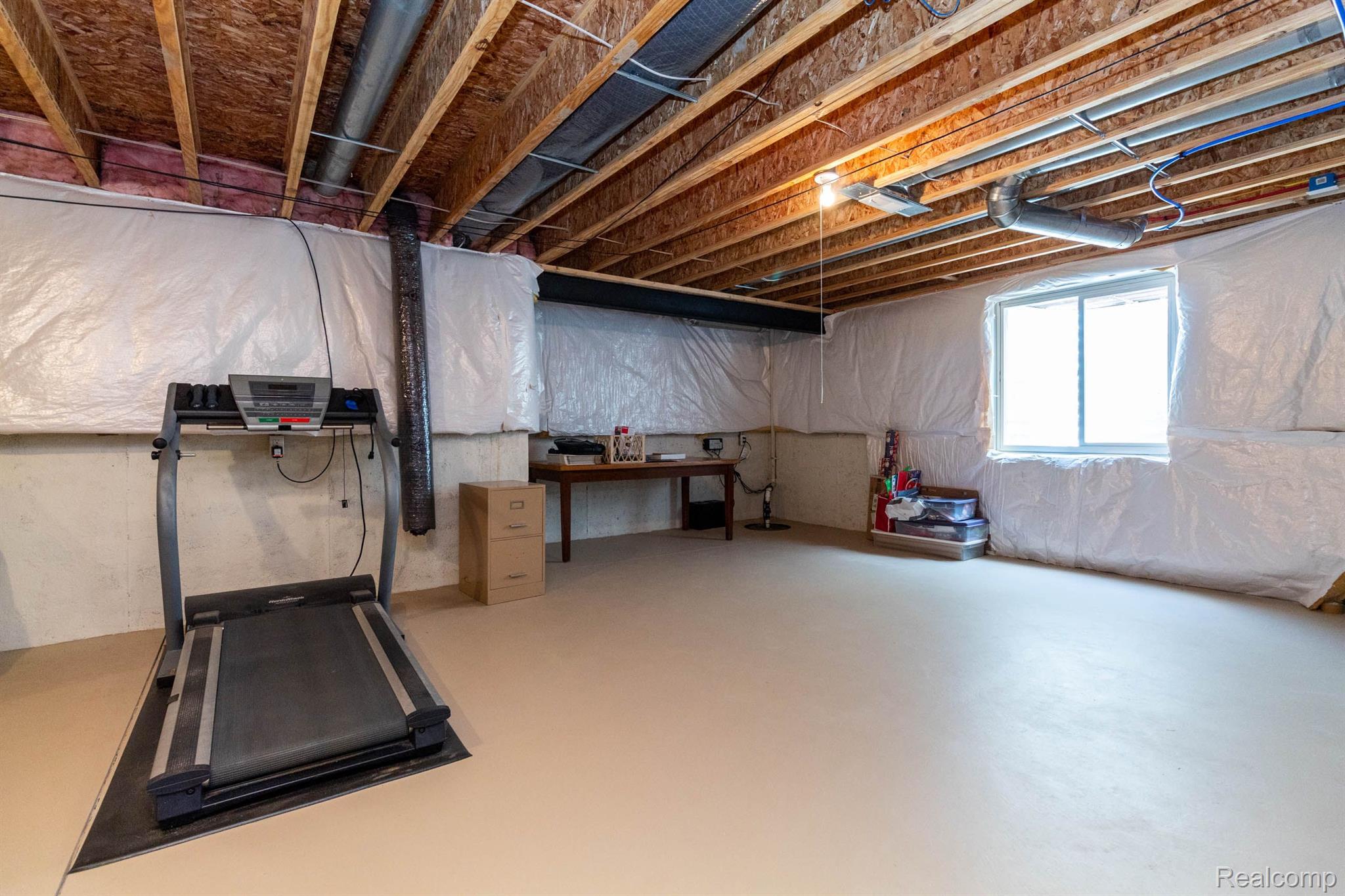 49368 Hawksburry Road Canton, MI 48188 - Photo 34 of 48 Gallery Image 34
