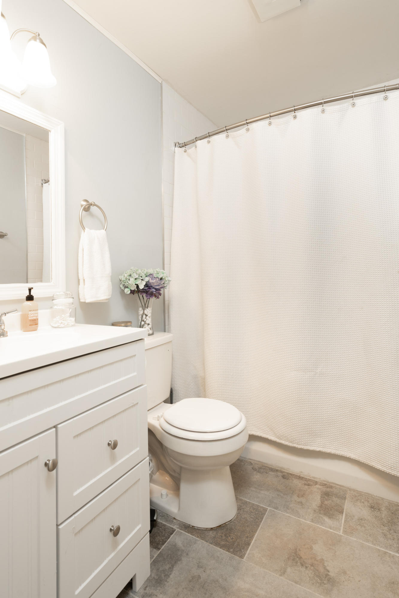 2706 Banks Road Chattanooga, TN 37421 - Photo 25 of 32 Bathroom 1a