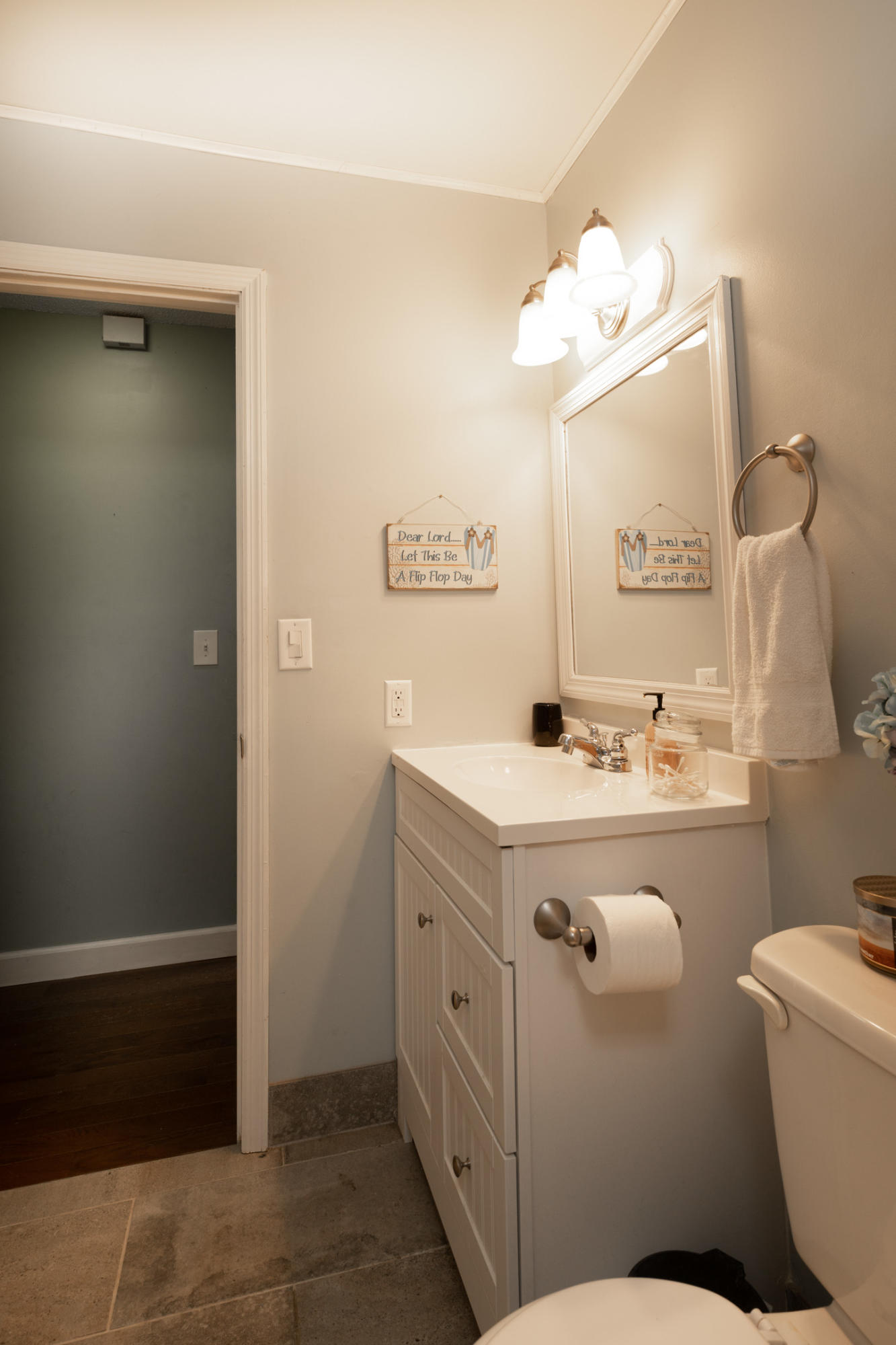 2706 Banks Road Chattanooga, TN 37421 - Photo 26 of 32 Bathroom Alt