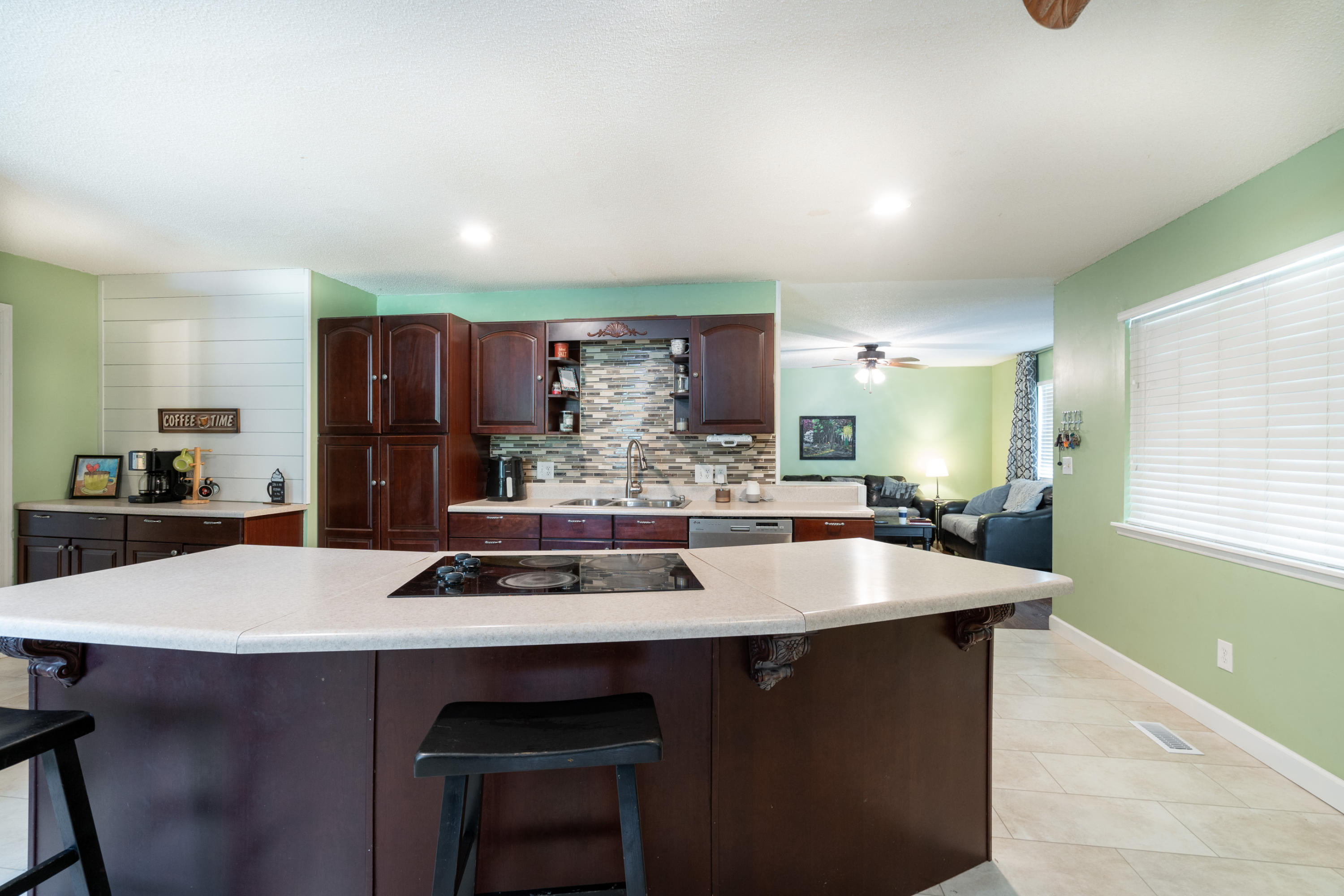 2706 Banks Road Chattanooga, TN 37421 - Photo 7 of 32 Kitchen Alt