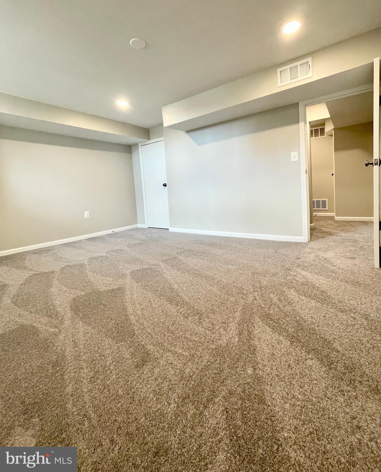1816 Dunmere Road Baltimore, MD 21222 - Photo 27 of 34 Gallery Image 27