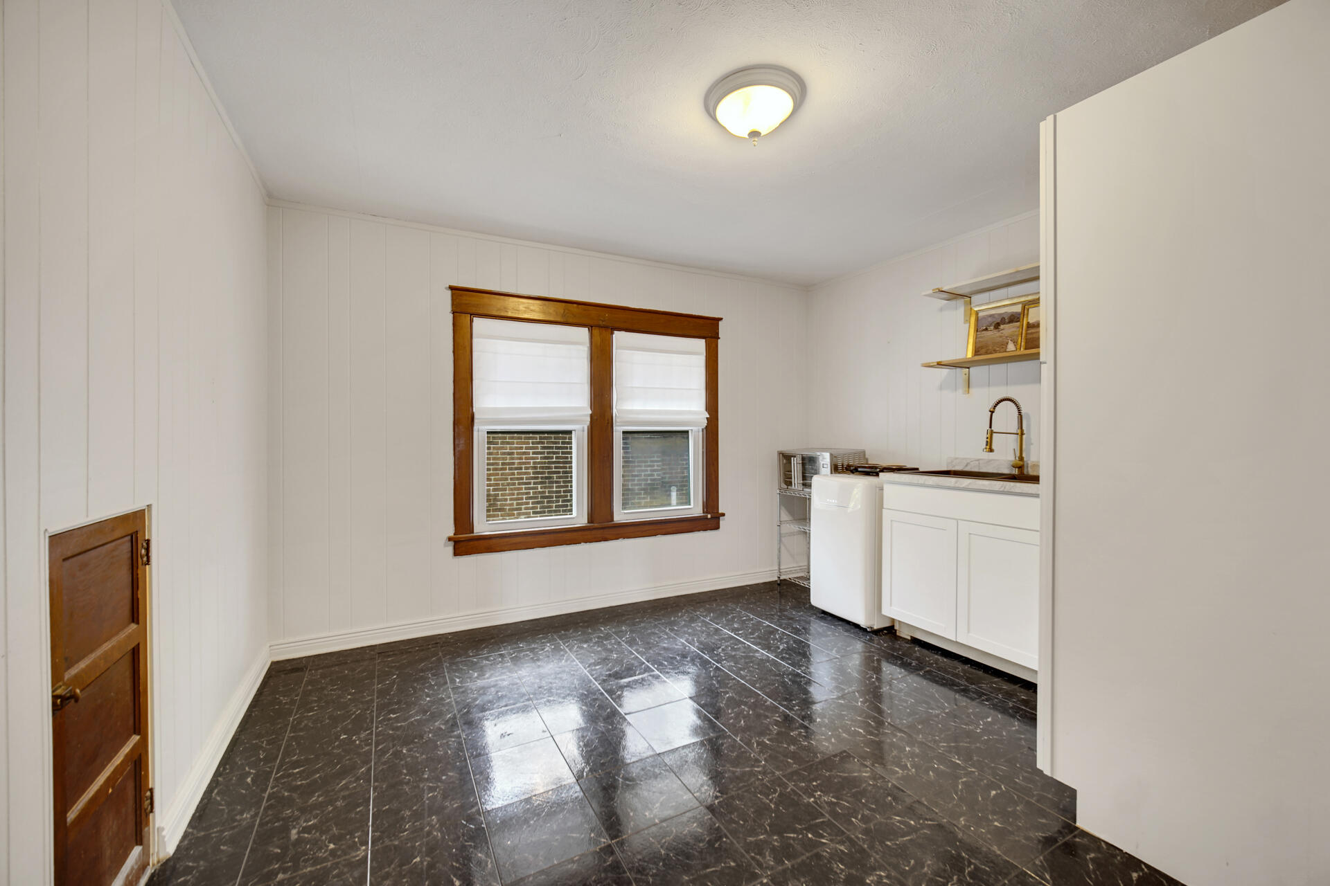 1524 Monroe Street La Porte, IN 46350 - Photo 19 of 32