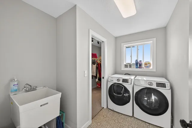 $650,000 | 6787 80th Avenue, Princeton, MN 55371