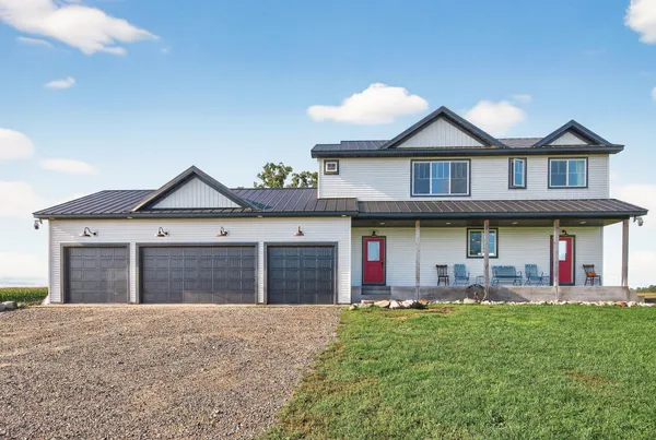 $650,000 | 6787 80th Avenue, Princeton, MN 55371