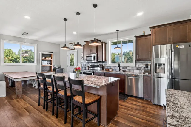 $650,000 | 6787 80th Avenue, Princeton, MN 55371