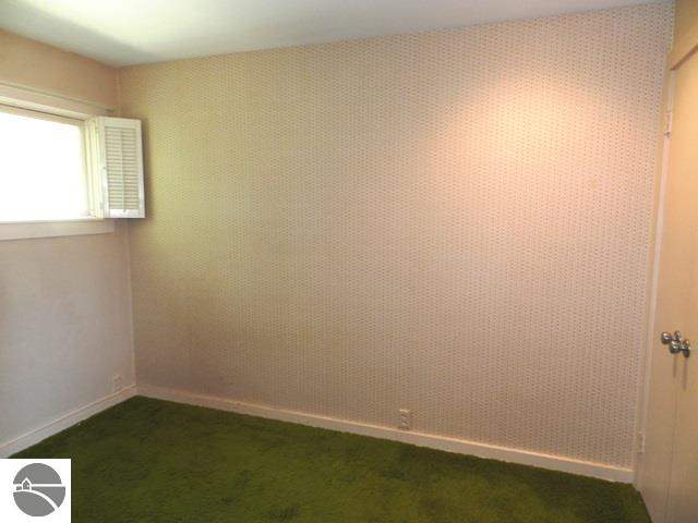 10456 Center Road Traverse City, MI 49686 - Photo 41 of 58 1748250-40.JPG