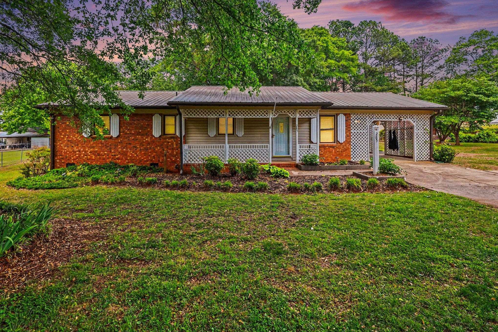 285 State Rd S-42-2406 Inman, SC 29349 - Photo 1 of 44