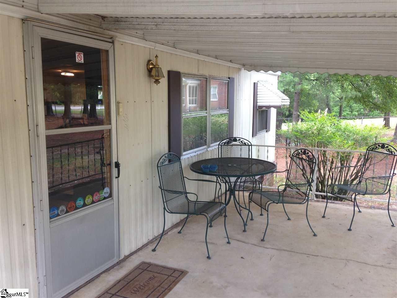 258 East Standing Springs Road Simpsonville, SC 29680 - Photo 6 of 11 Gallery Image 6