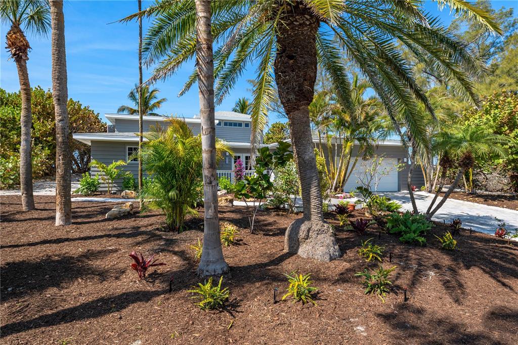 8592 Hidden Lagoon Road Sarasota, FL 34242 - Photo 80 of 82 Gallery Image 80