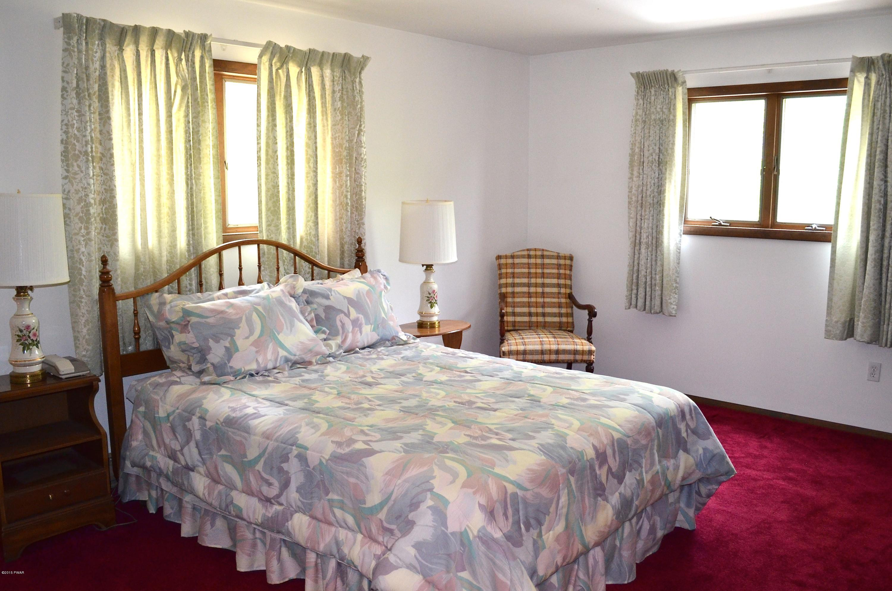 140 Cabin Road Milford, PA 18337 - Photo 14 of 24
