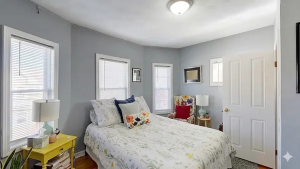 $4,896 | 50 Derby Street, Unit 3, Somerville, MA 02145