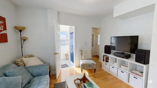 $4,896 | 50 Derby Street, Unit 3, Somerville, MA 02145