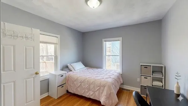 $4,896 | 50 Derby Street, Unit 3, Somerville, MA 02145