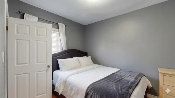 $4,896 | 50 Derby Street, Unit 3, Somerville, MA 02145