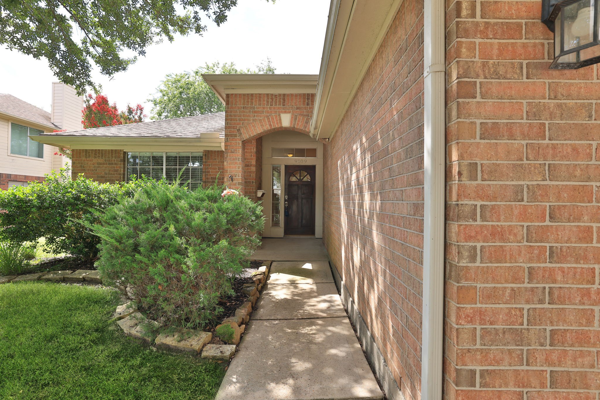 9109 Benwick Street Spring, TX 77379 - Photo 6 of 33