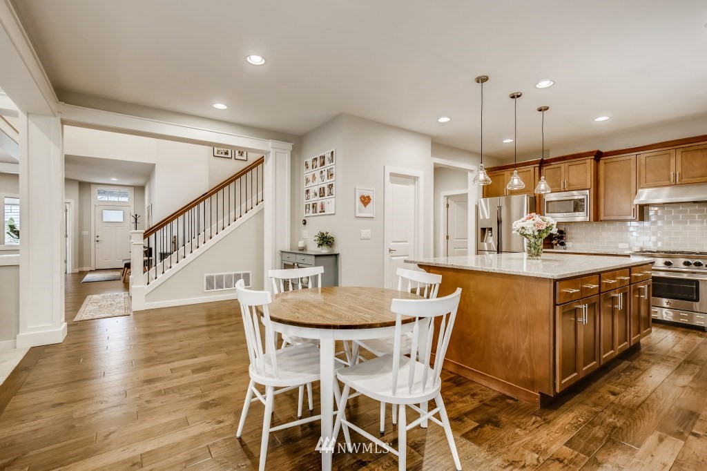 21915 37th Avenue Southeast Bothell, WA 98021 - Photo 16 of 38