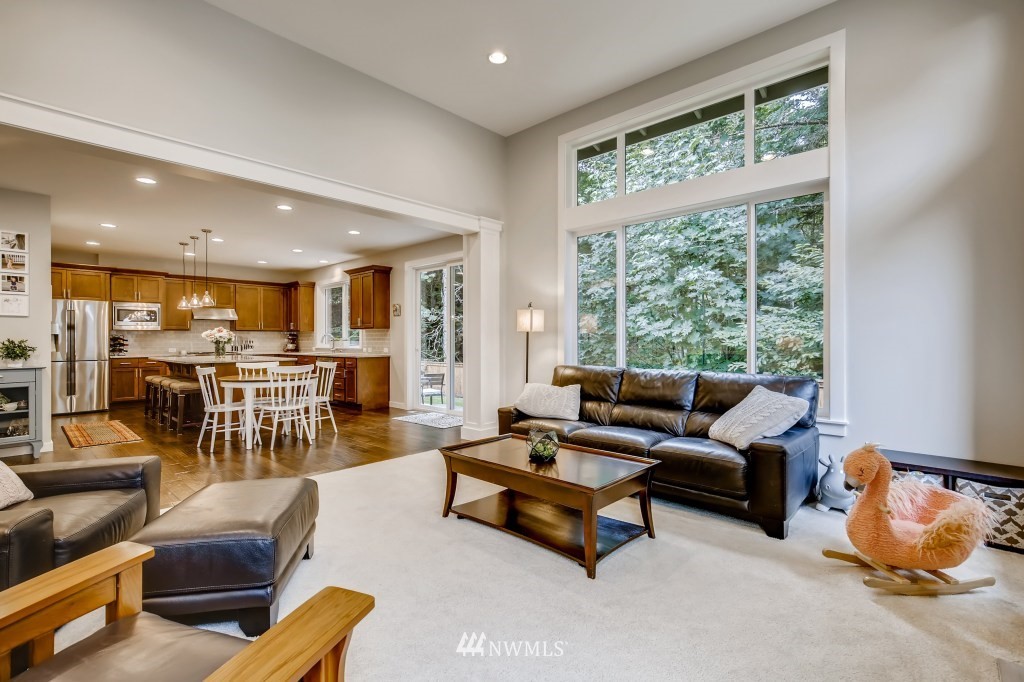 21915 37th Avenue Southeast Bothell, WA 98021 - Photo 8 of 38