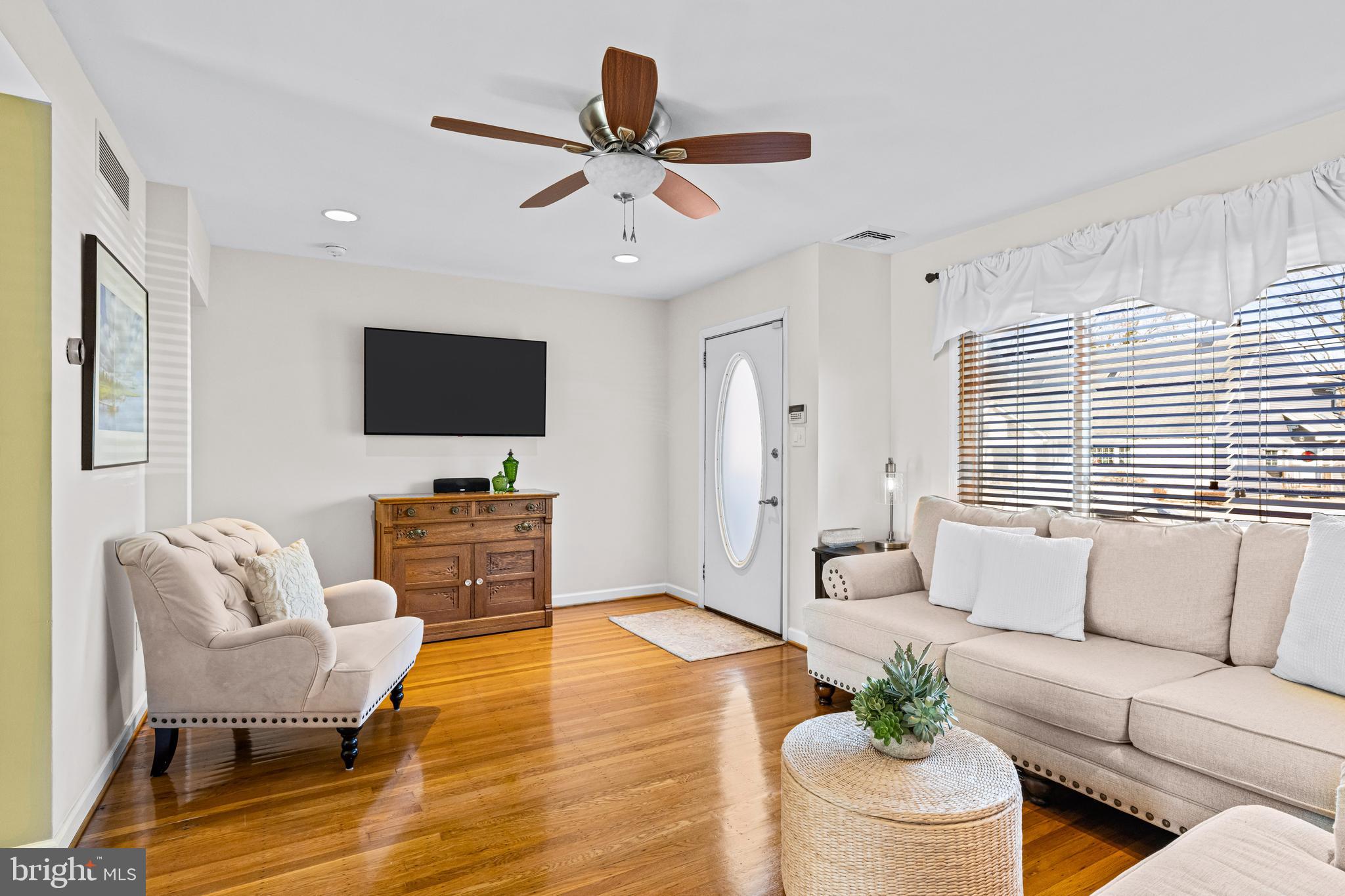 18 Overbrook Avenue Maple Shade, NJ 08052 - Photo 7 of 29