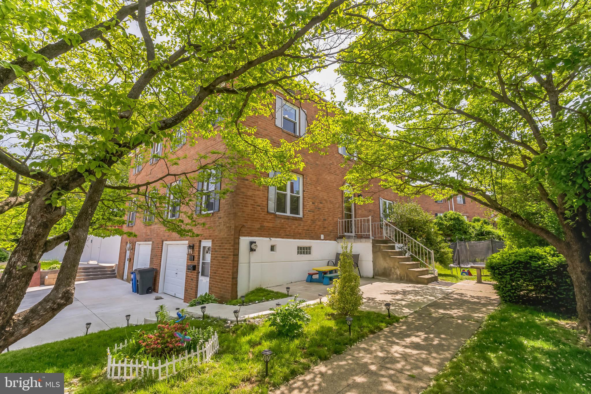 111 Rennard Terrace Philadelphia, PA 19116 - Photo 3 of 29 Gallery Image 3