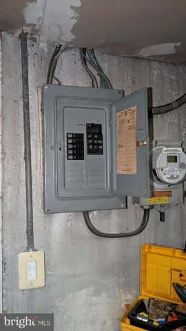 $185,000 | 2045 Woodbourne Avenue, Baltimore, MD 21239