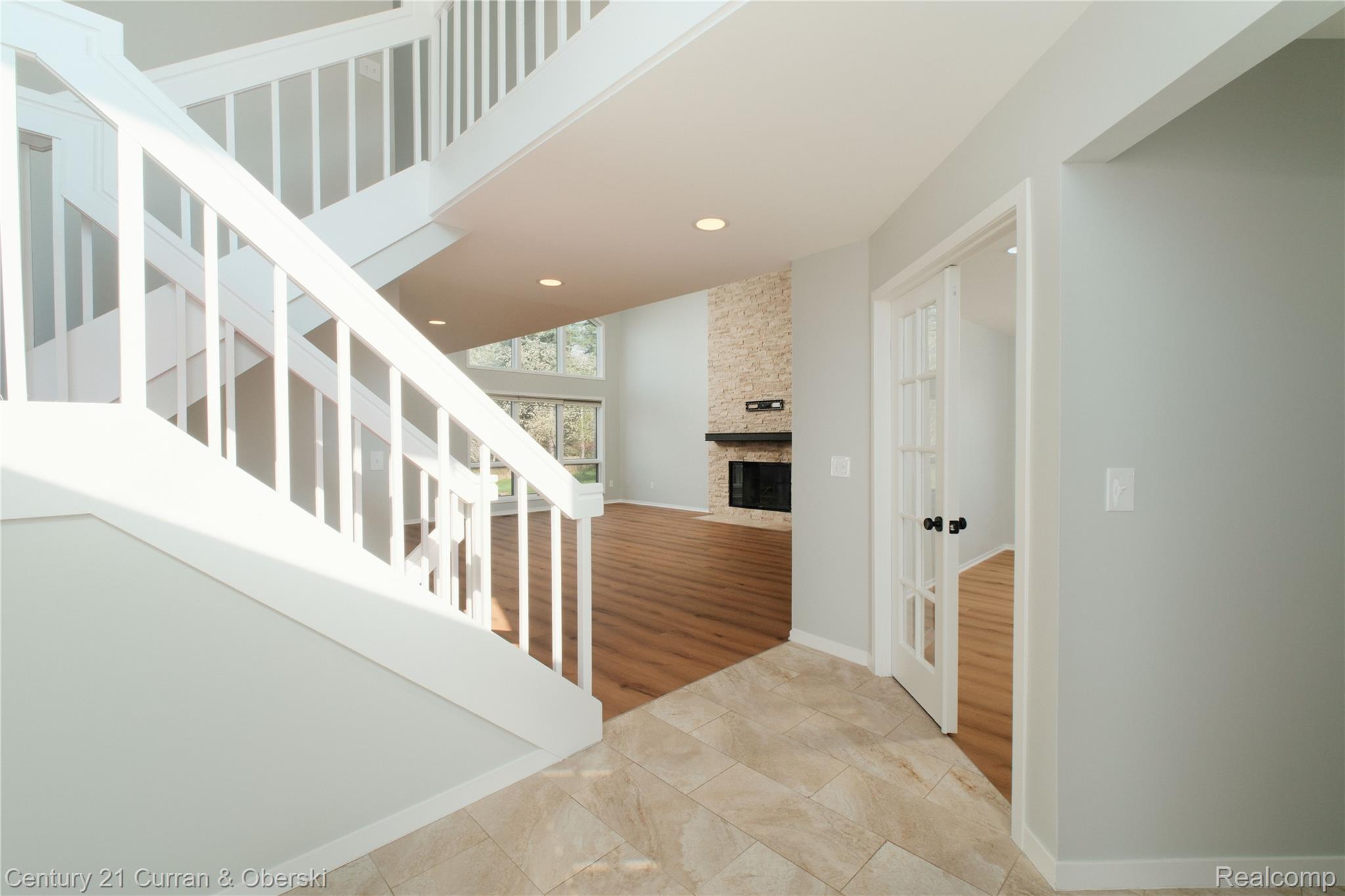 1083 North Livernois Road Rochester, MI 48306 - Photo 5 of 64