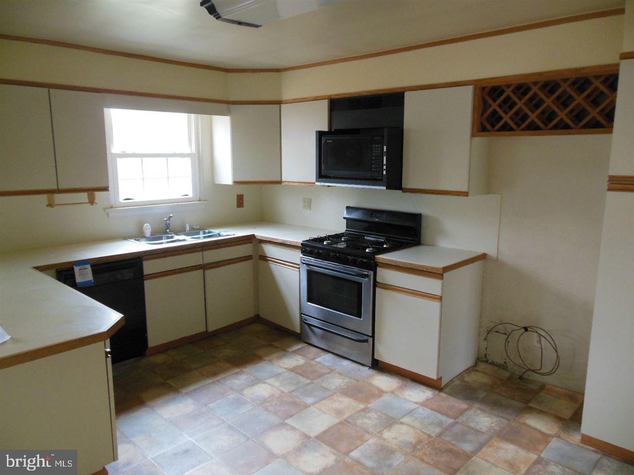 2640 Church Road York, PA 17408 - Photo 8 of 27