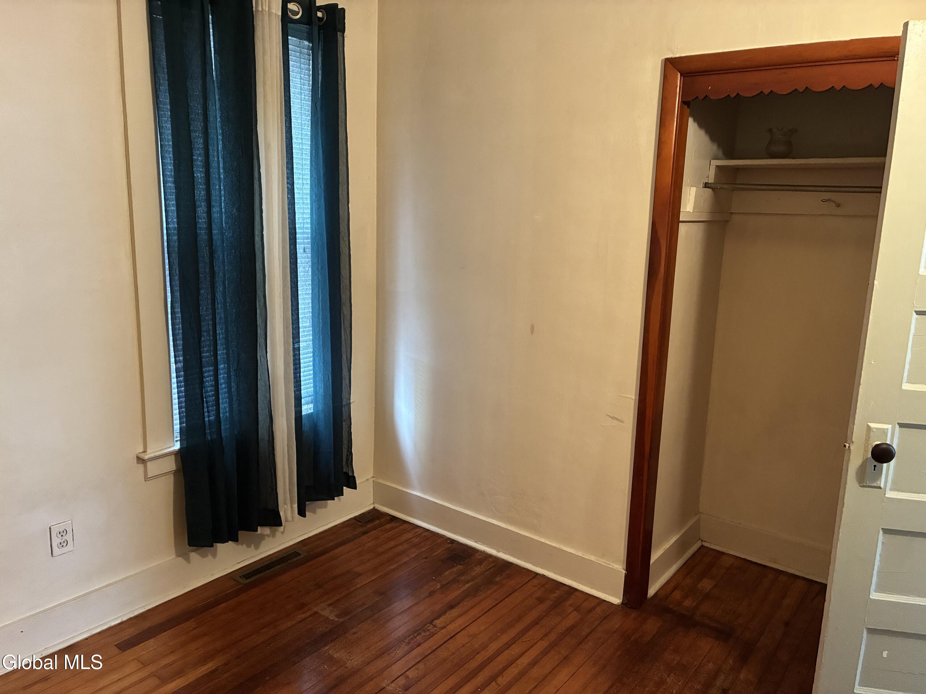 987 Main Avenue Schenectady, NY 12303 - Photo 13 of 18 IMG_7632