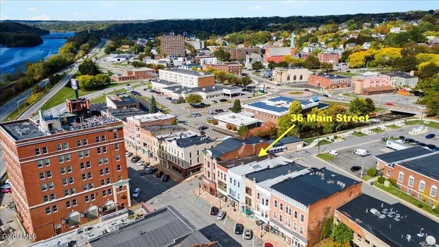 $159,900 | 36 East Main Street, Amsterdam, NY 12010