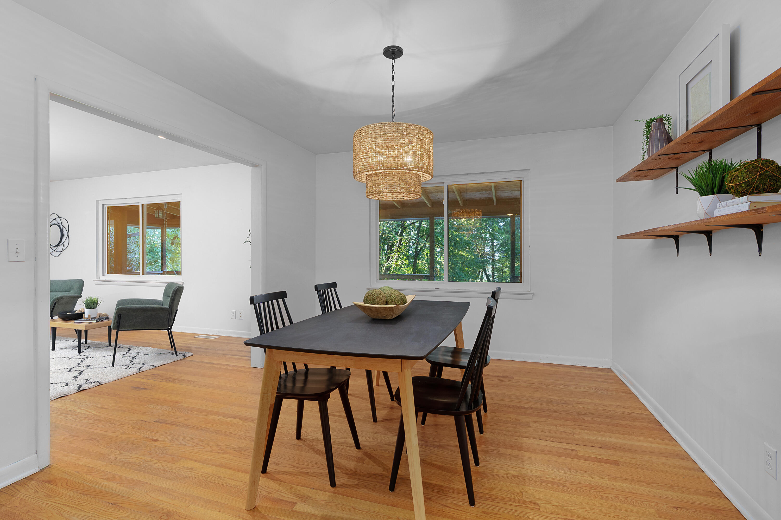 1425 Palisades Road Signal Mountain, TN 37377 - Photo 17 of 49 03 - 1425 Palisades Road - Staged