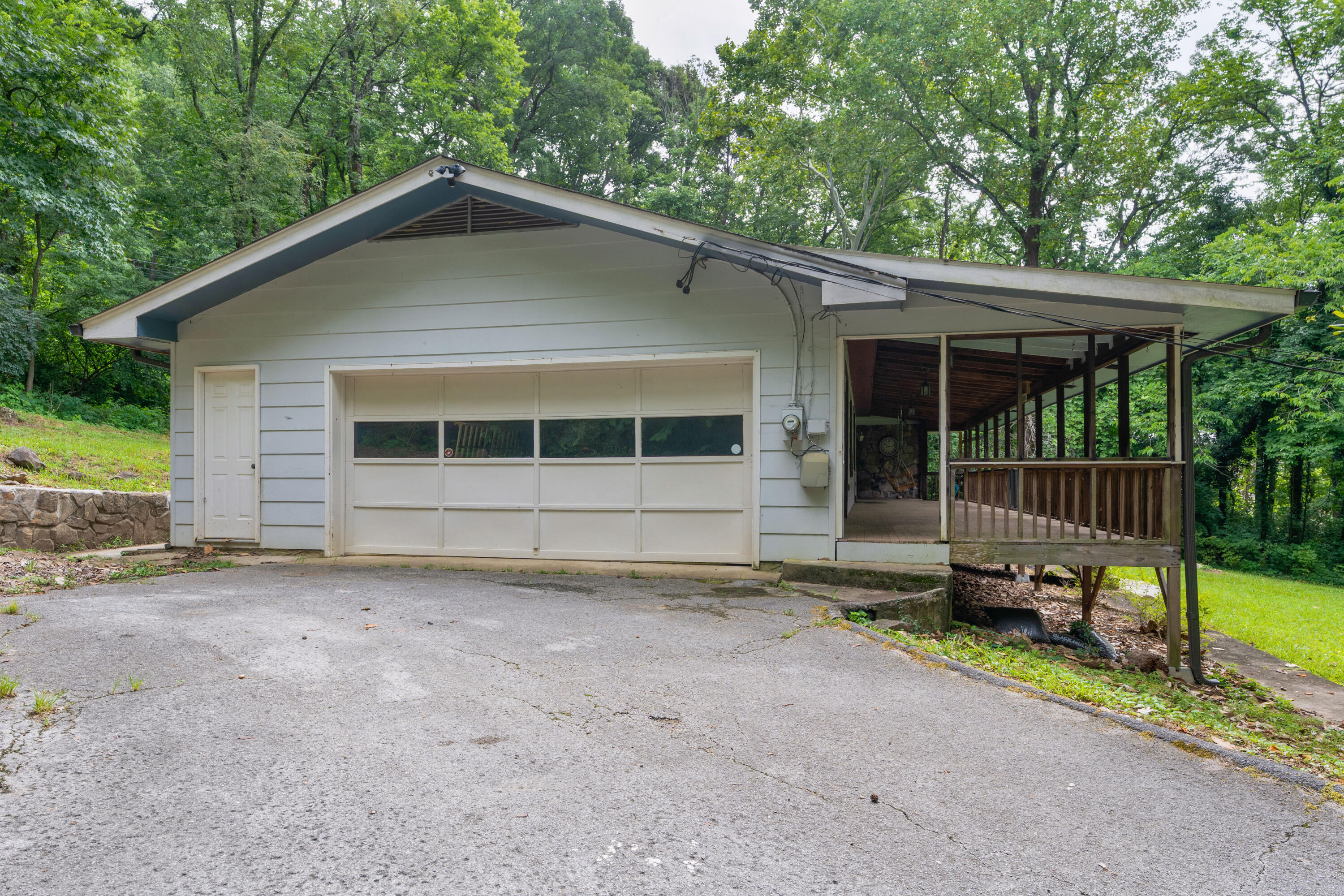 1425 Palisades Road Signal Mountain, TN 37377 - Photo 39 of 49 13 - 1425 Palisades - Exterior