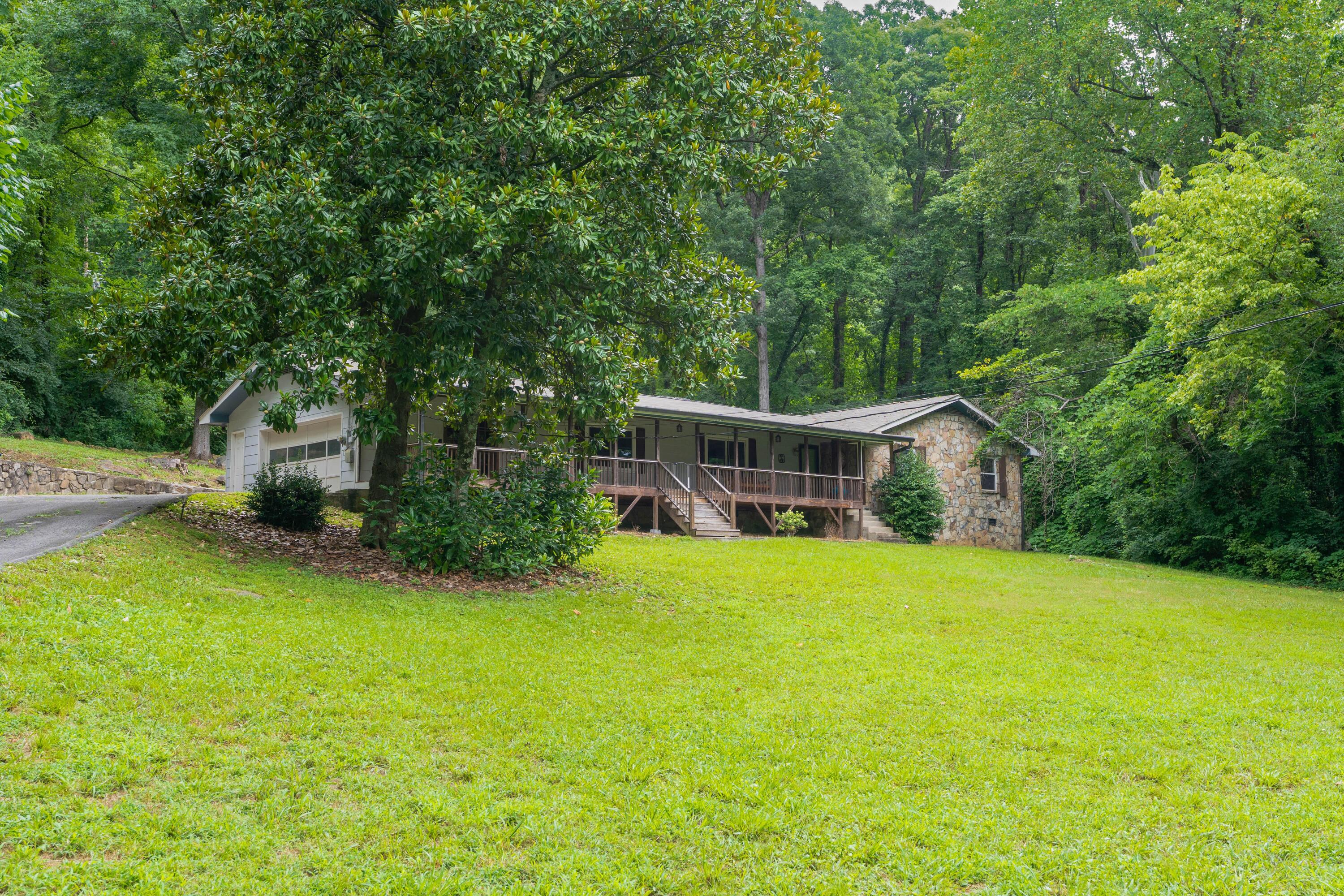 1425 Palisades Road Signal Mountain, TN 37377 - Photo 46 of 49 11 - 1425 Palisades - Exterior