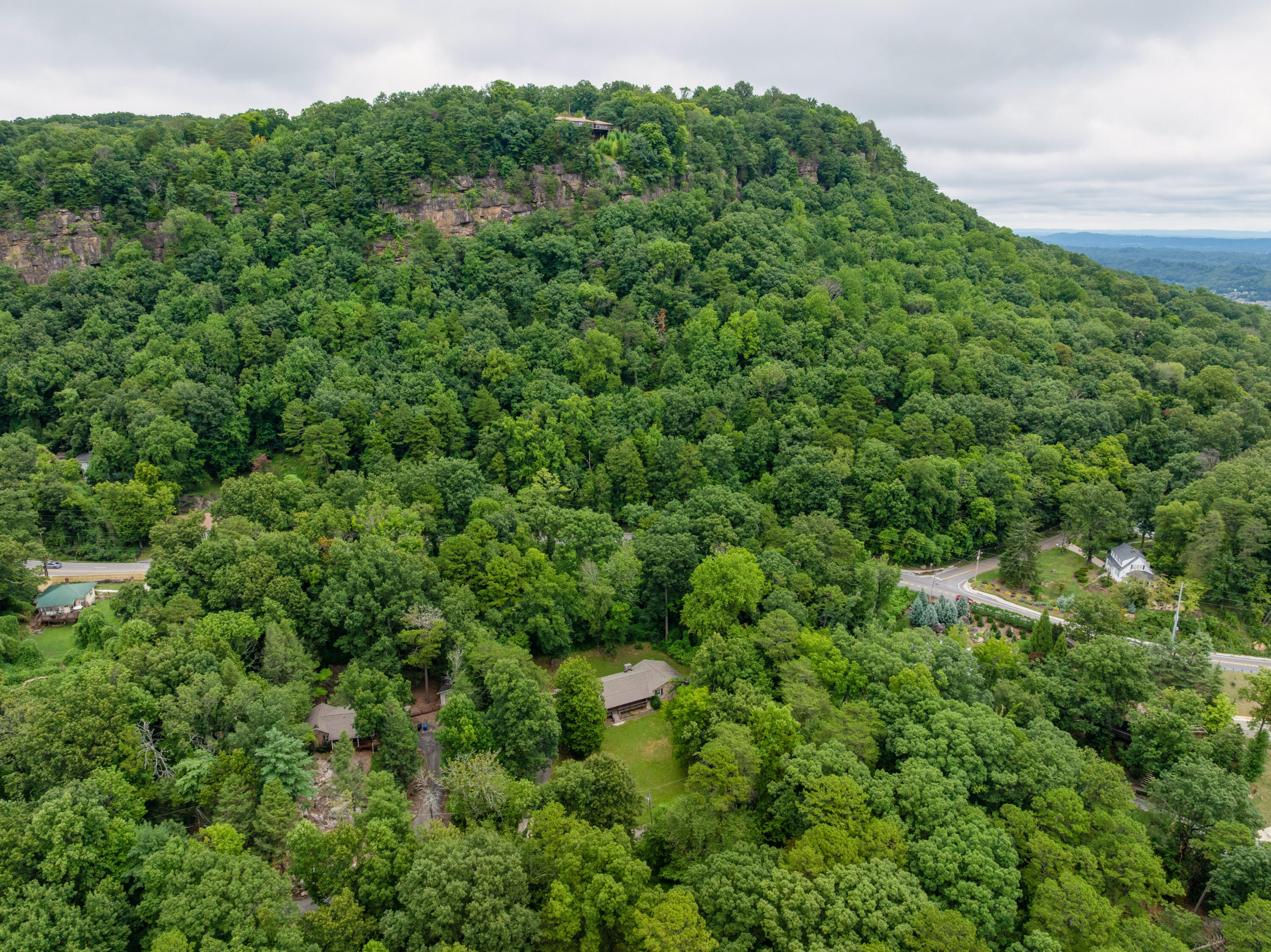 1425 Palisades Road Signal Mountain, TN 37377 - Photo 49 of 49 10 - 1425 Palisades - Drone