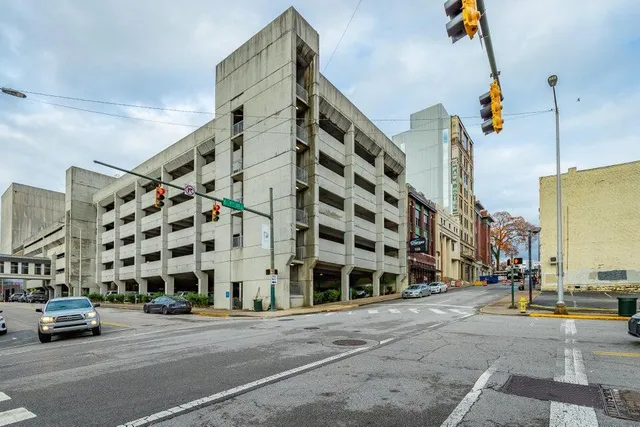 $669,000 | 117 East 7th Street, Unit 806C, Chattanooga, TN 37402