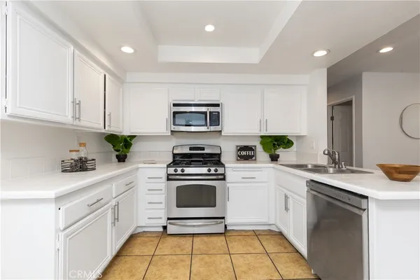 $616,000 | 6 Wildflower Place, Pomona, CA 91766