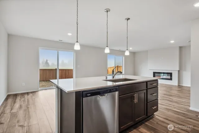 $489,990 | 1379 Salzer Crk Drive, Centralia, WA 98531